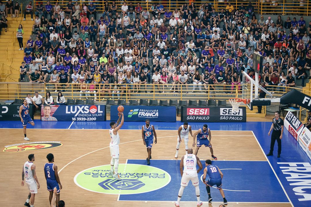 SESI - Franca - Após jogo equilibrado, Sesi Franca Basquete é